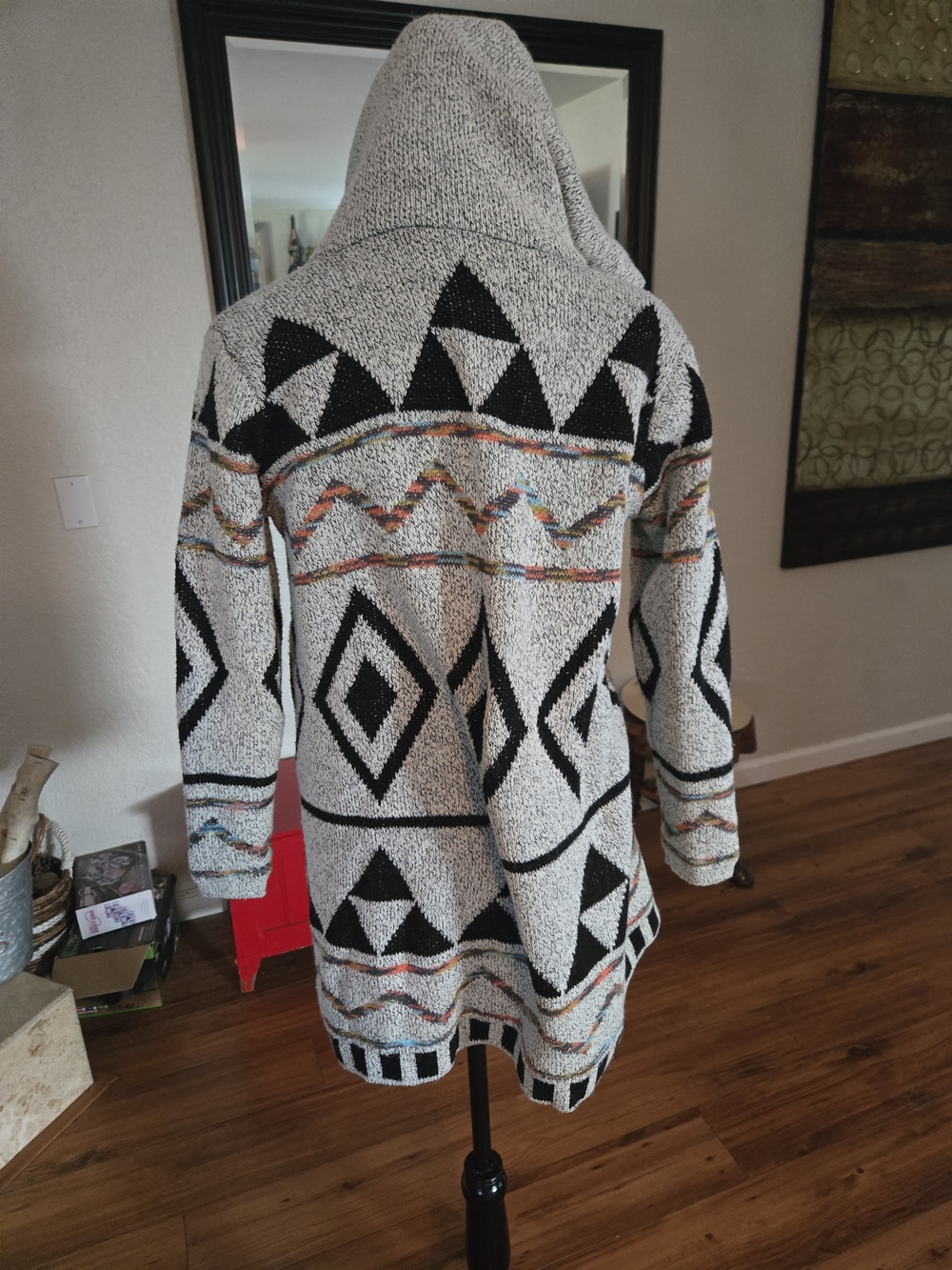 Hooded Aztec-Pattern Trench Coat - Gray - Picture 2 of 2